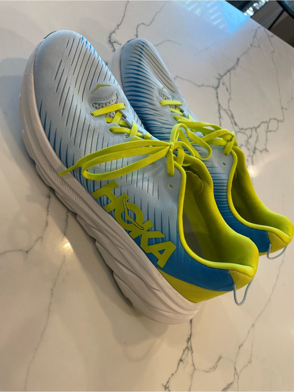 HOKA Men’s One One Rincon 3 Running Shoes